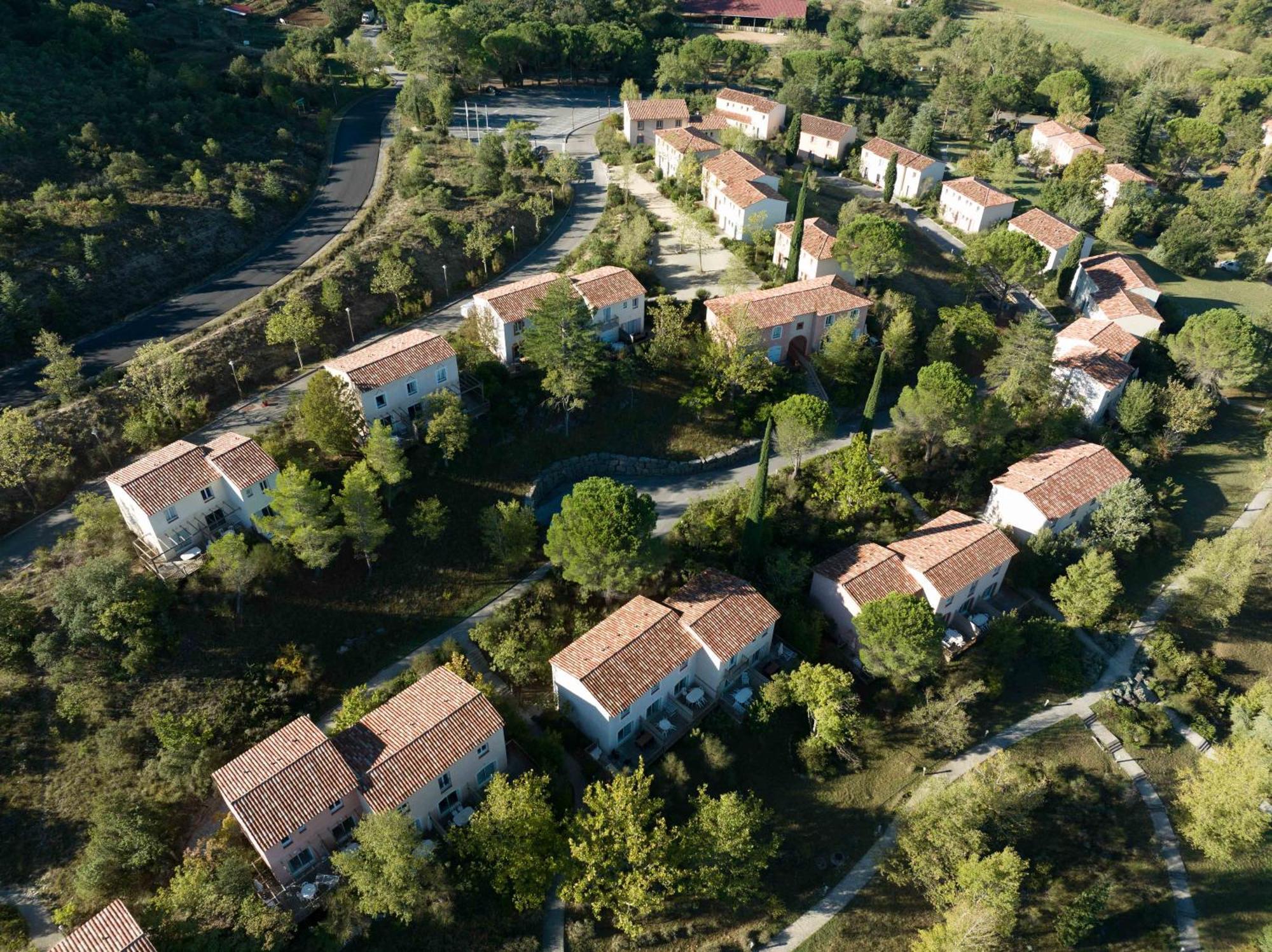 Village Pierre & Vacances Le Rouret Grospierres Exteriér fotografie