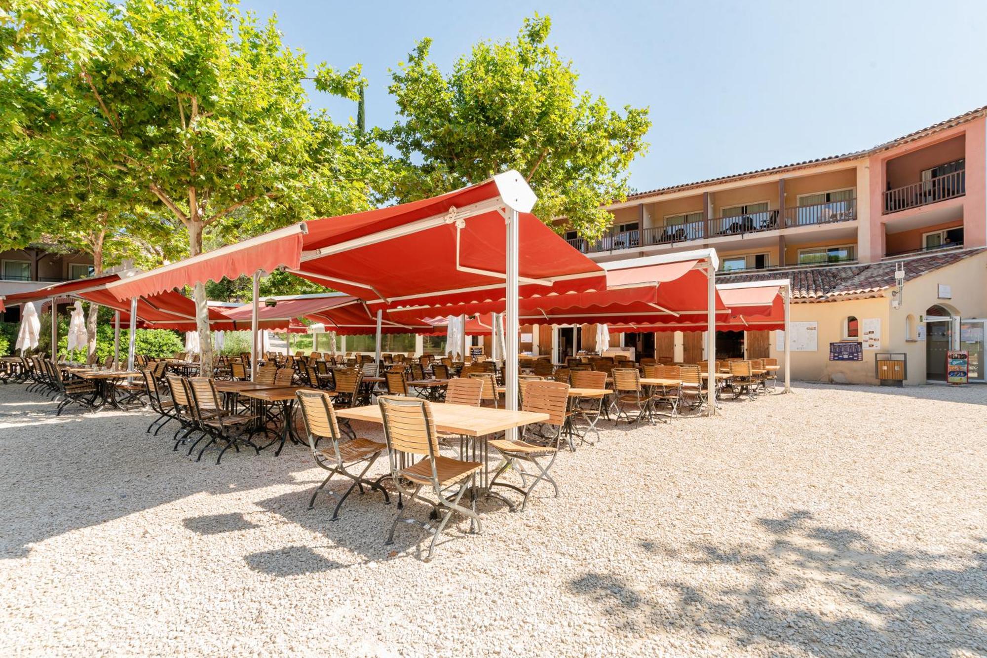 Village Pierre & Vacances Le Rouret Grospierres Exteriér fotografie